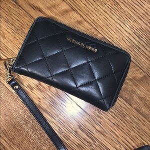 Michael Kors wristlet wallet